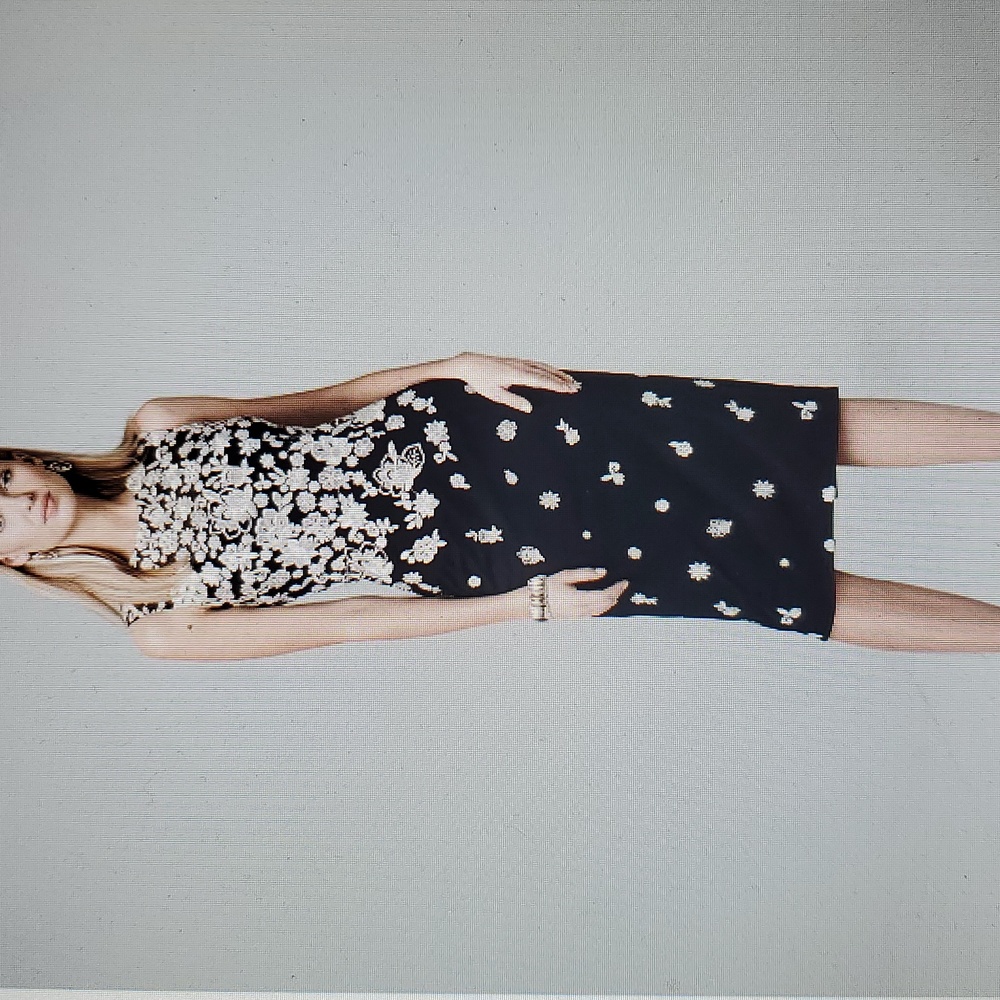 WHBM Sleeveless embroidered sheath dress